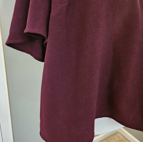 Torrid Burgundy Women's Size 2 Crop Top Shirt New With Tags - Picture 8 of 12
